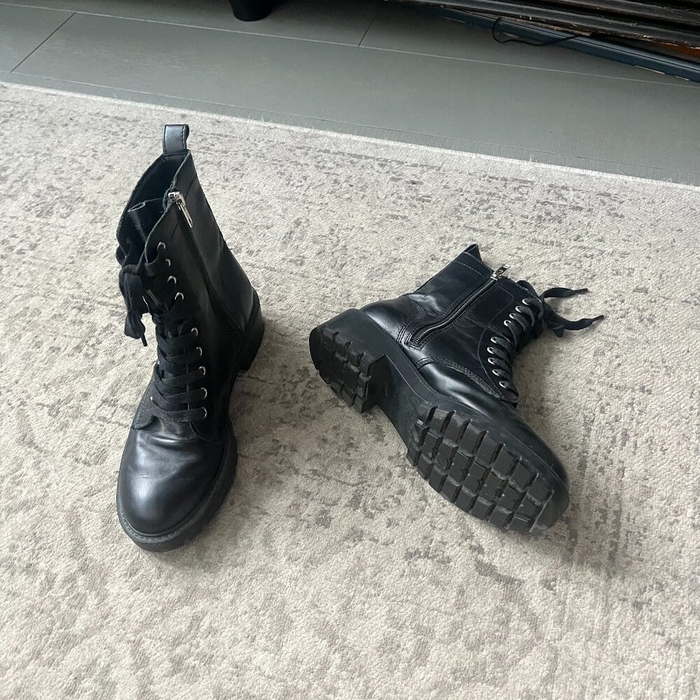Genuine leather combat boots